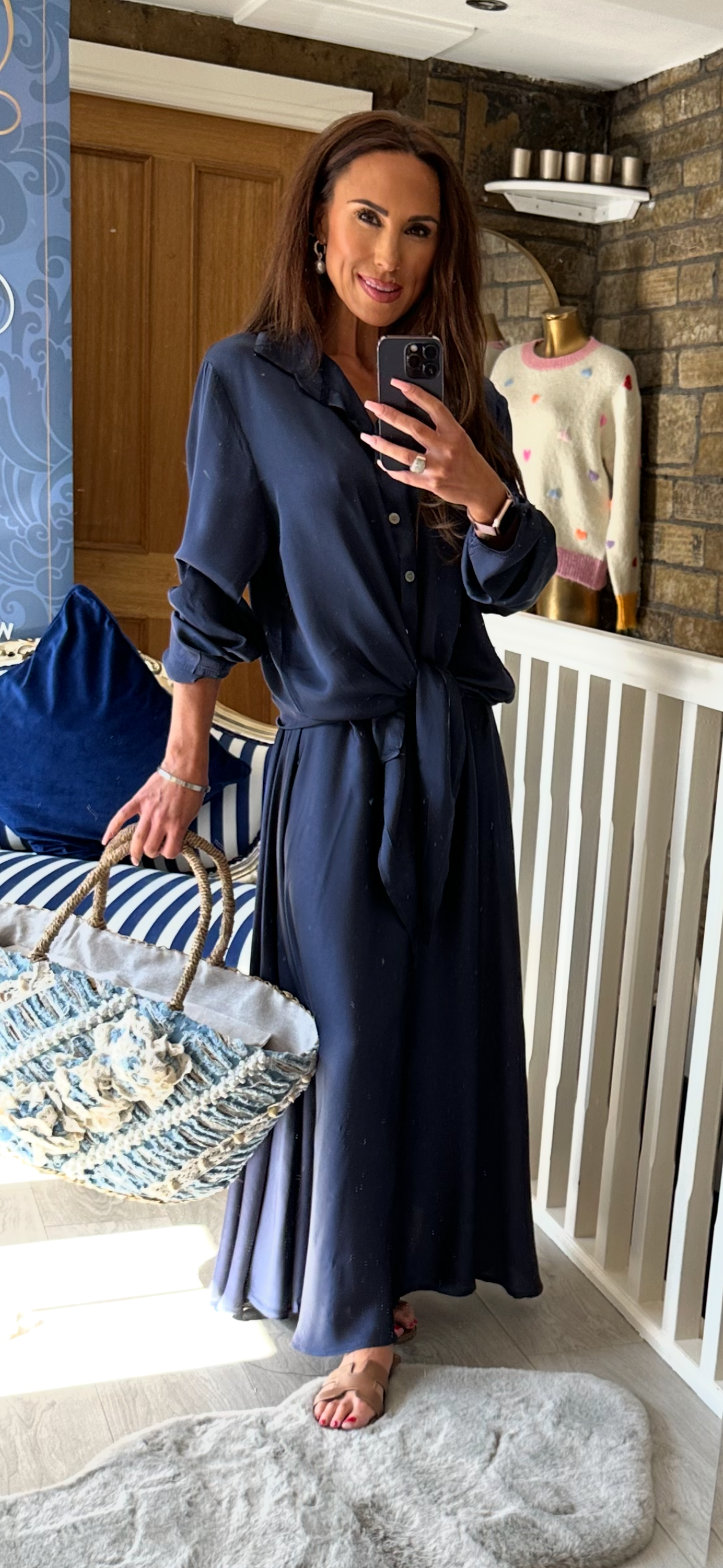 NAVY SATIN SKIRT