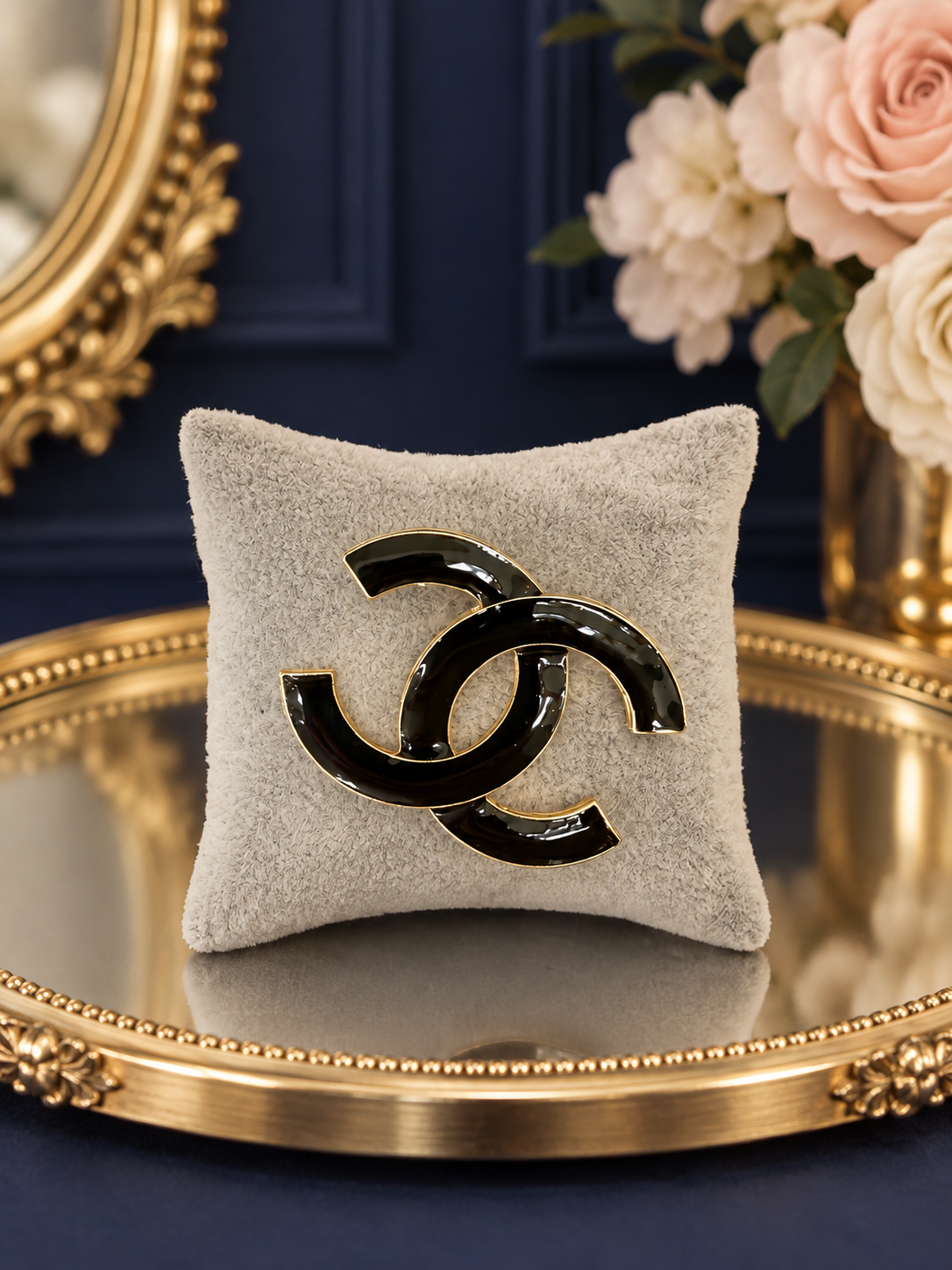 BLACK CC BROOCH