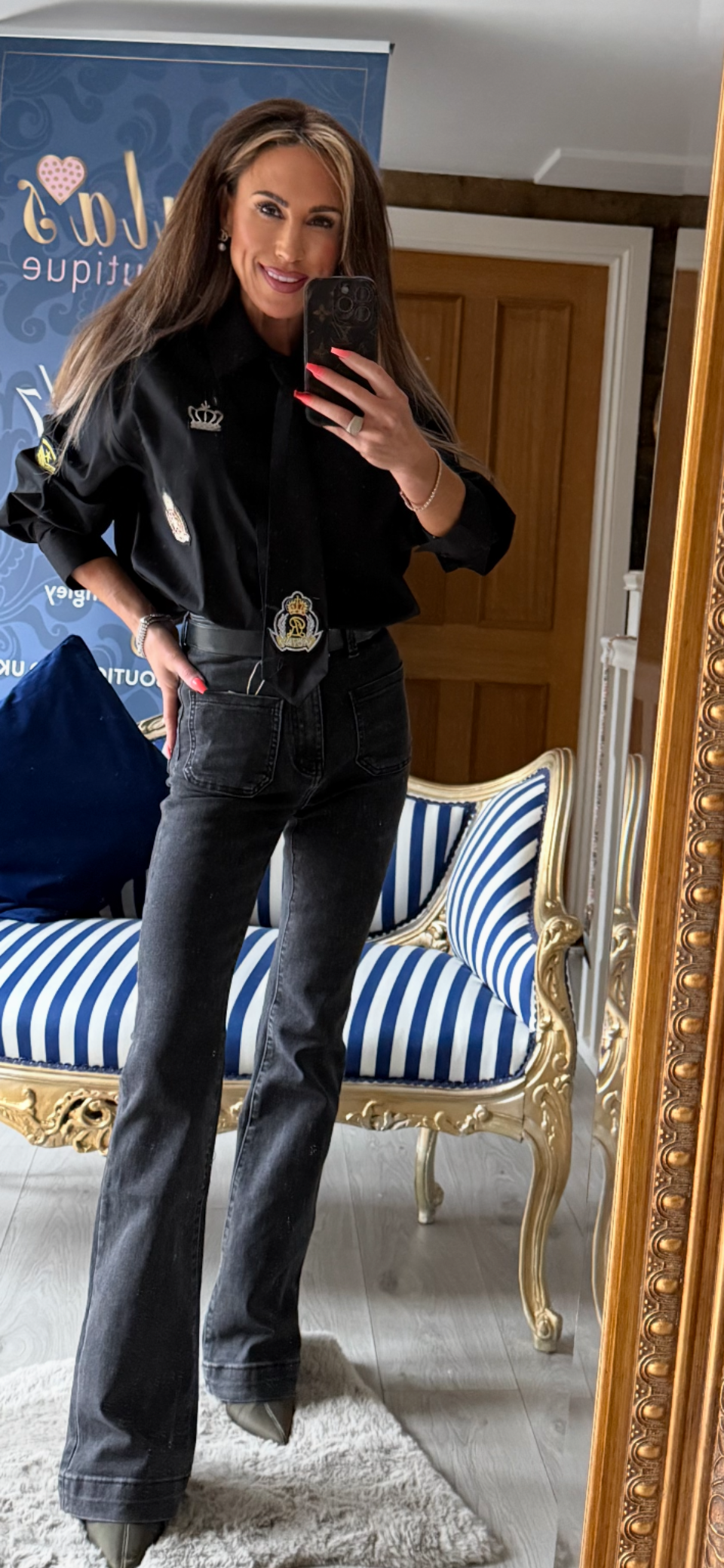 LAULIA DISTRESSED BLACK FIT & FLARE JEANS
