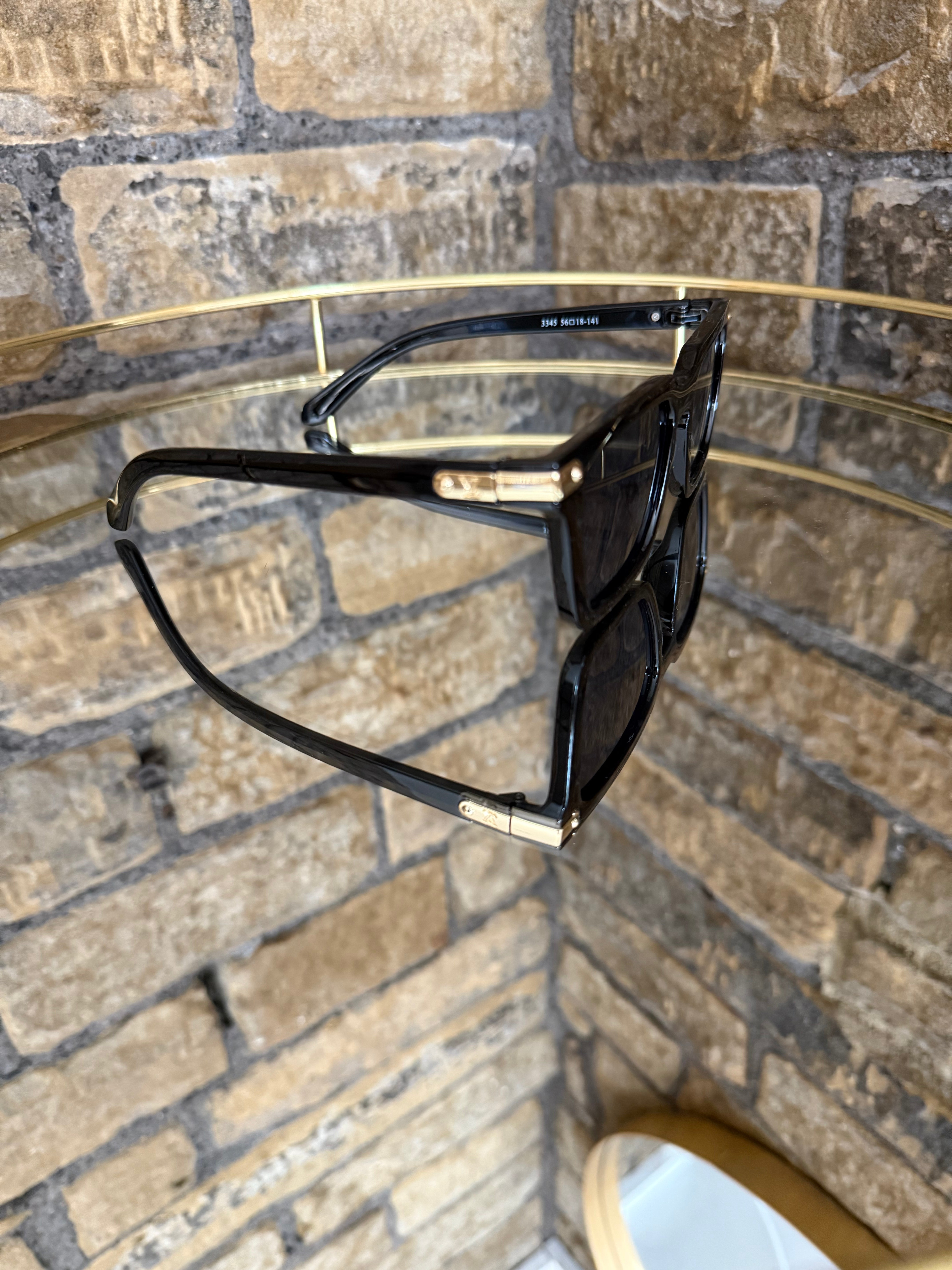 BLACK NUMERALS SUNGLASSES