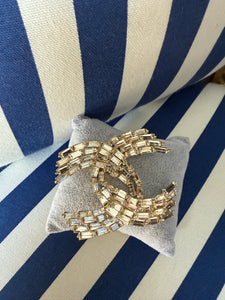 LARGE GOLD CRYSTAL CC BROOCH