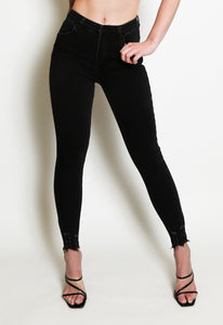 BLACK MY BESTINY SHREDDED ANKLE JEANS