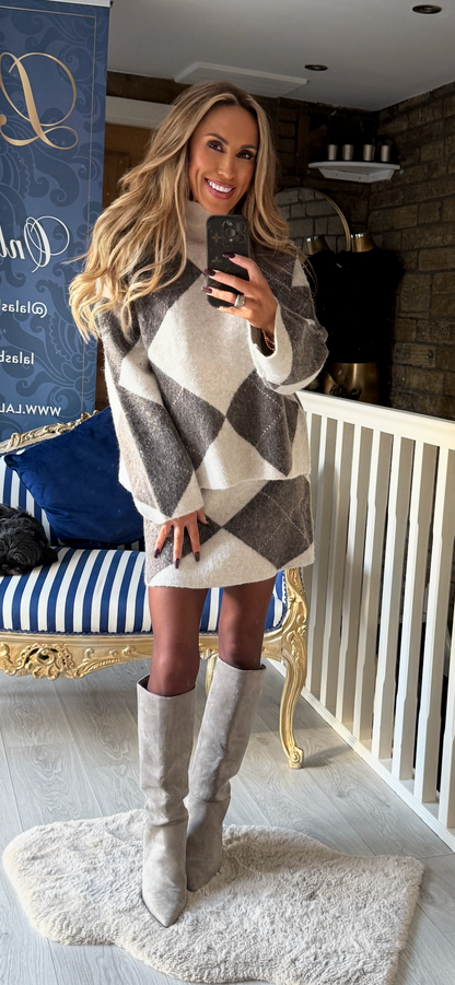 ARGYLE TWIN SET
