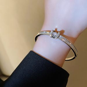 SILVER DIAMANTÉ BANGLE