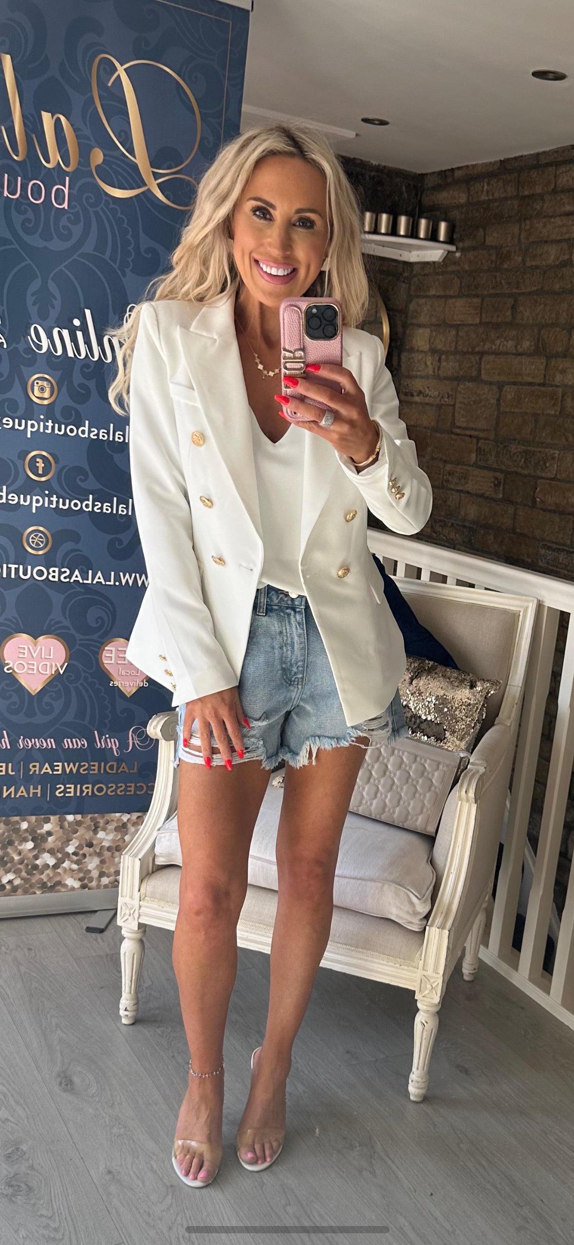 WHITE B BLAZER