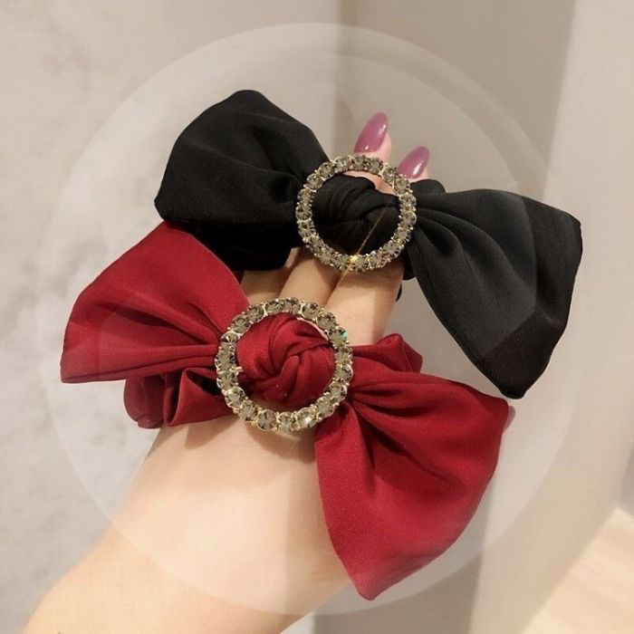 RUBY HAIR SCRUNCHIE