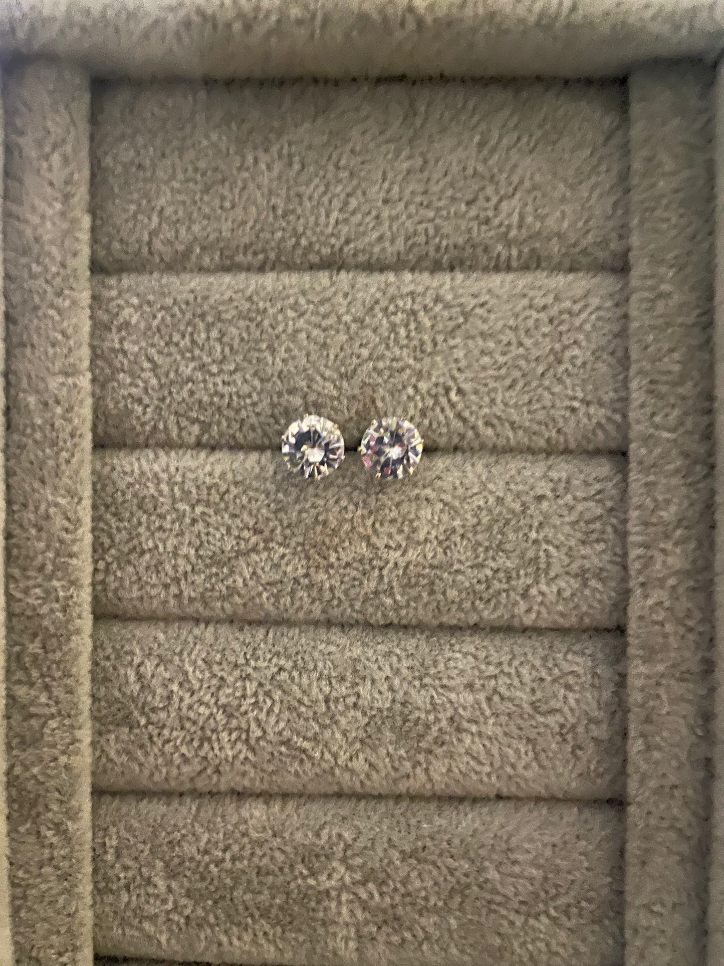 SIMPLE SOLITAIRE STUD